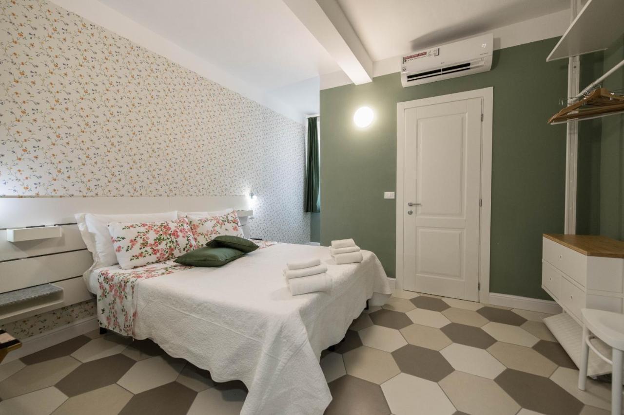 Guest House - Il Cedro Reale Venaria Reale Exterior foto